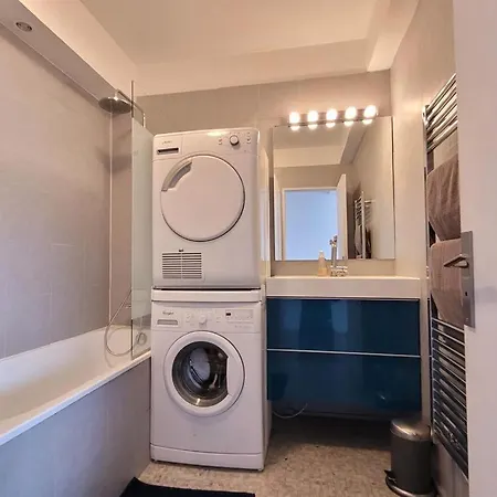 Apartment Eiffel Tower - Luxury 2 Bedroom *